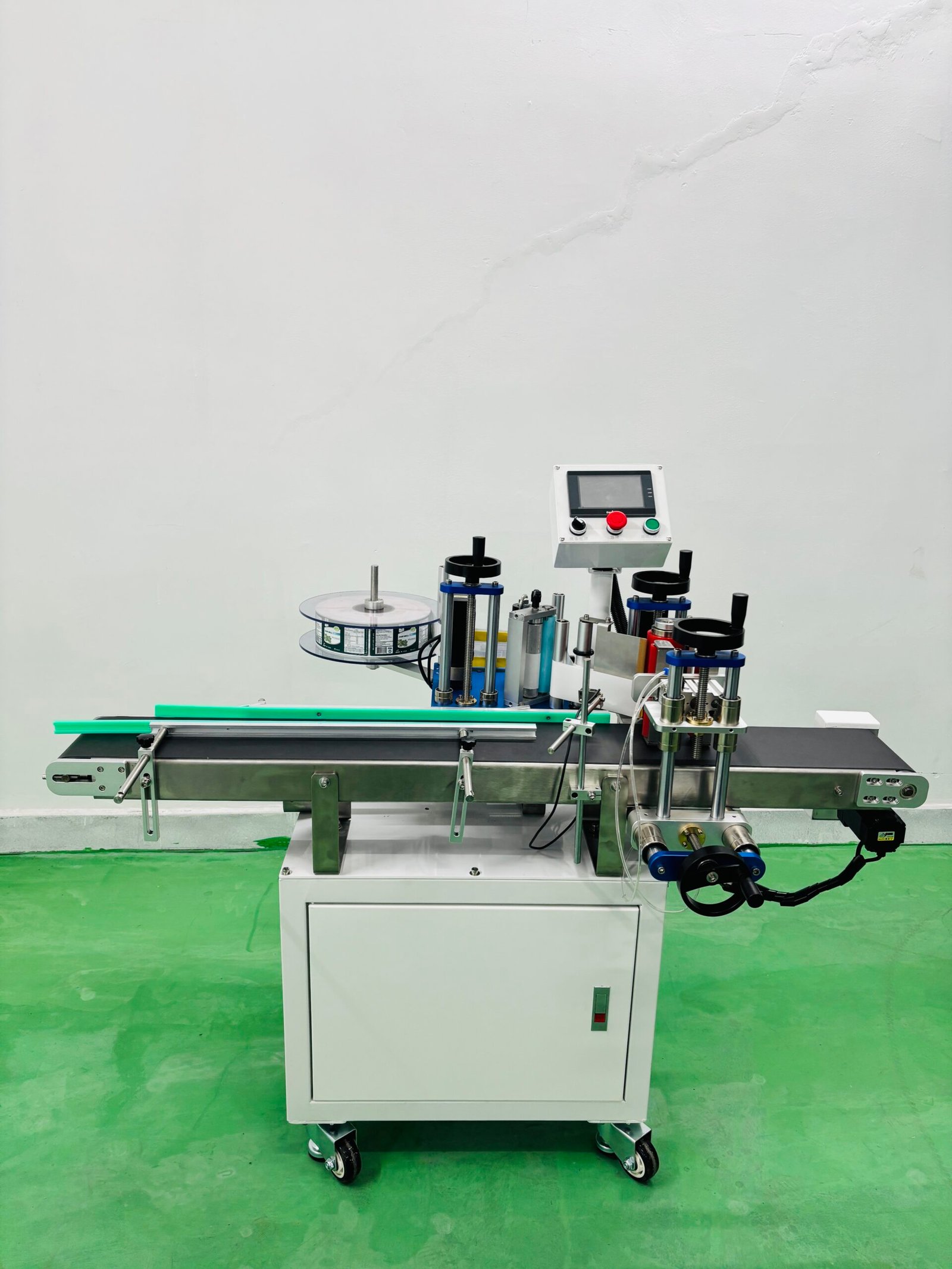 Fixed-point round bottle labeling machine - Image 4