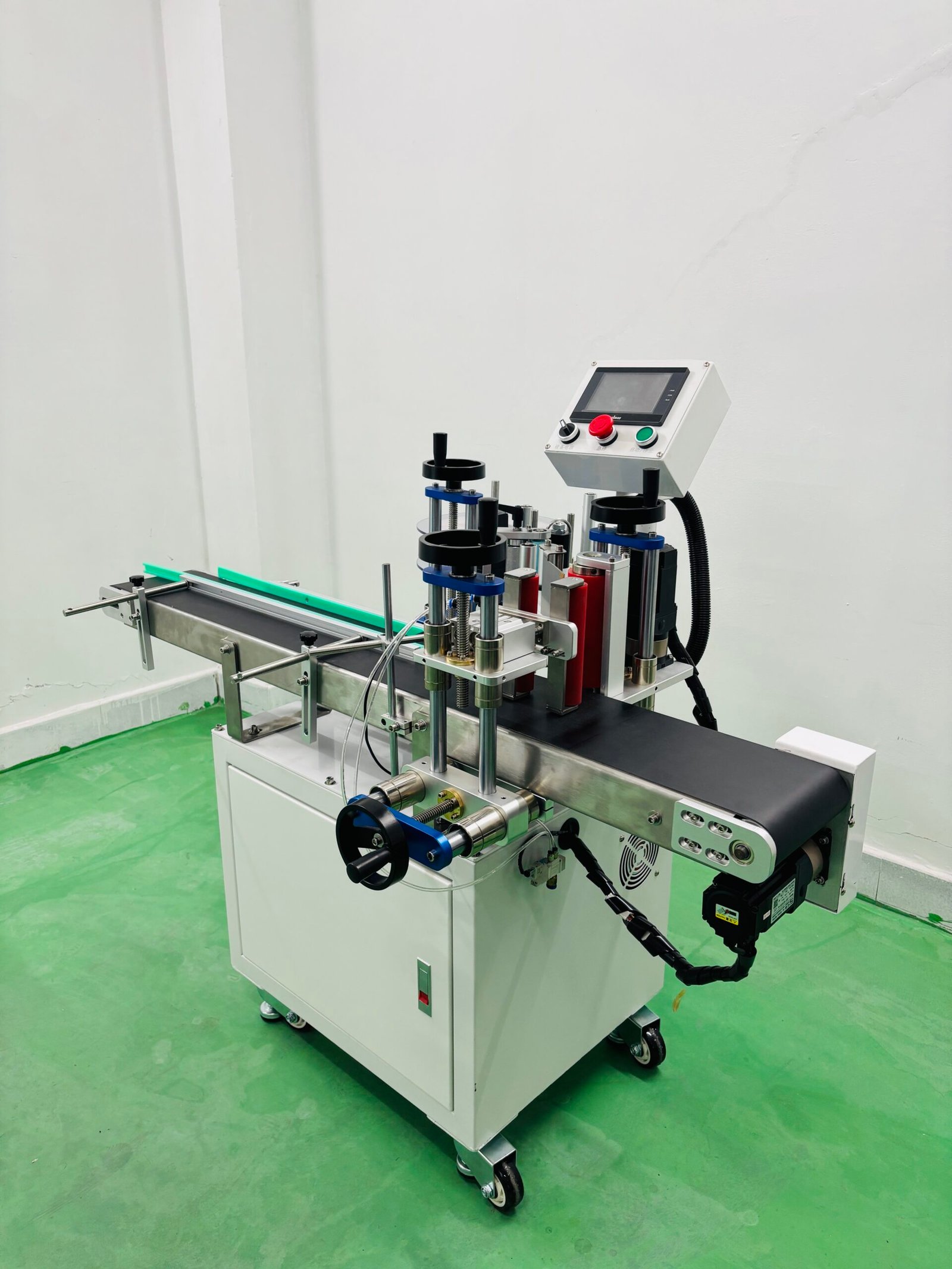 Fixed-point round bottle labeling machine - Image 5