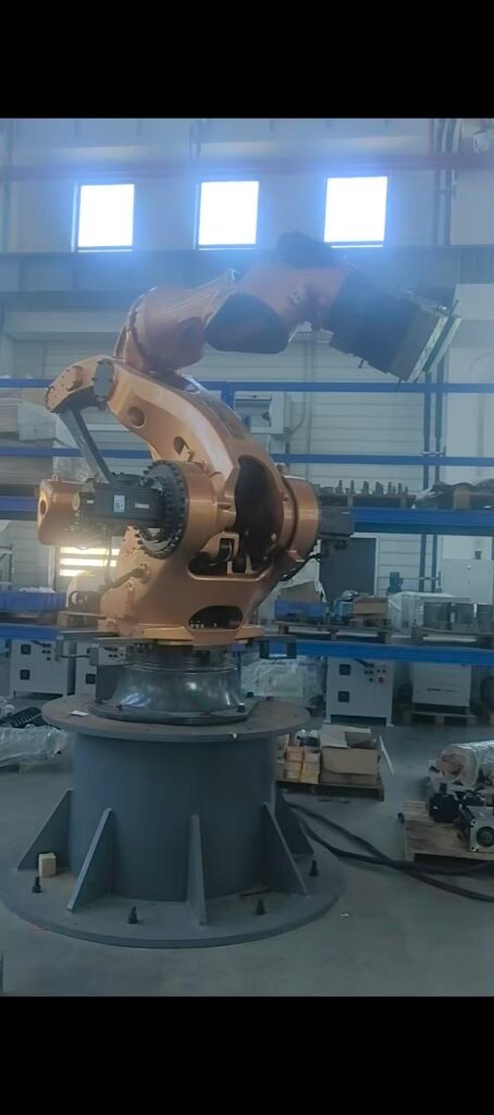 Industrial robot